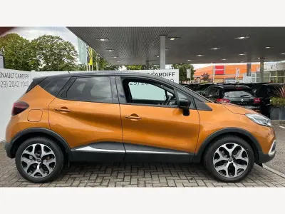 Used Renault Captur GT-Line 130 HP (95 kW) 2019 Desert orange SUV