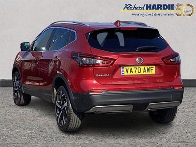 Used Nissan Qashqai N-Motion 138 HP (101 kW) 2021 Red SUV