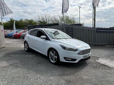 Used Ford Focus Zetec 2017 White Hatchback