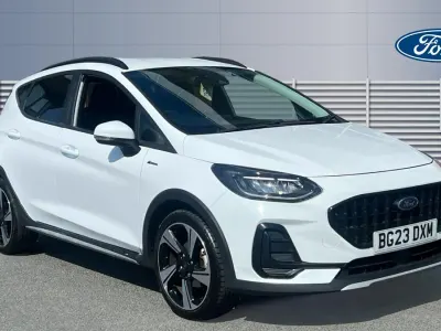 Begagnad Ford Fiesta Active 125 HK (91 kW) 2023 Vit Halvkombi