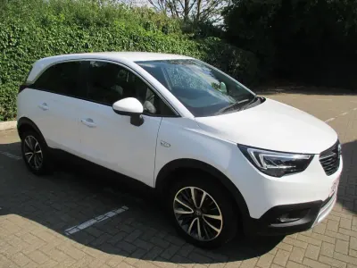 Used Vauxhall Crossland X Elite 110 HP (80 kW) 2020 White SUV