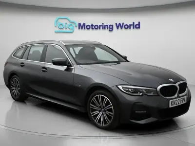Begagnad BMW 330e M Sport 292 HK (214 kW) 2022 Grå Kombi