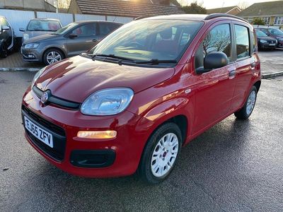 Used Fiat Panda Easy 85 HP (62 kW) 2015 Red Hatchback