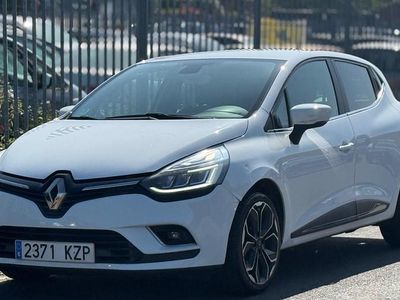 White Used 2019 Renault Clio IV Iconic Hatchback | £6,995