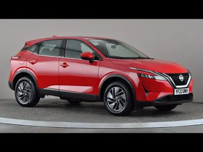 Used Nissan Qashqai Acenta Premium 158 HP (116 kW) 2023 Red SUV