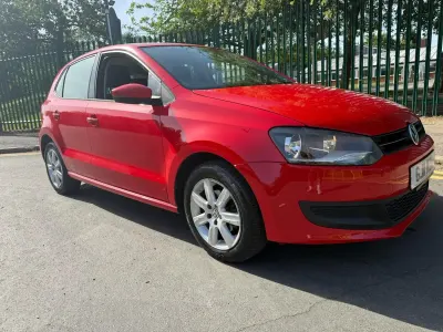 Usado VW Polo SE 2011 Rojo Utilitario