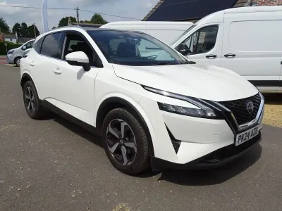 Used Nissan Qashqai N-Connecta 2024 White SUV