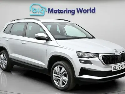 Begagnad Skoda Karoq SE Drive 150 HK (110 kW) 2023 Silver SUV
