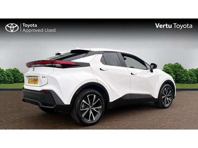 Used Toyota C-HR Design 140 HP (102 kW) 2024 White SUV
