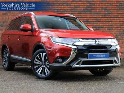 Red Used 2020 Mitsubishi Outlander SUV | £17,489 (Fair price)