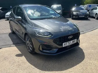 Begagnad Ford Fiesta ST-Line 2023 Grå Halvkombi