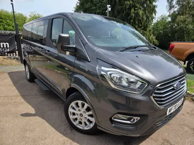 Used Ford Tourneo Titanium 130 HP (95 kW) 2020 Grey MPV