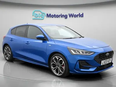 Usado Ford Focus ST-Line X 125 HP (91 kW) 2023 Azul Citadino