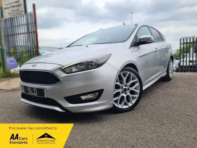 Used Ford Focus Zetec 2015 Silver