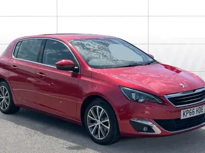 Used Peugeot 308 Allure 120 HP (88 kW) 2016 Red Hatchback