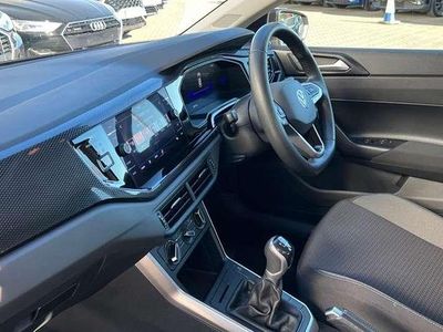 Begagnad VW Polo Life 95 HK (69 kW) 2023 Svart Halvkombi