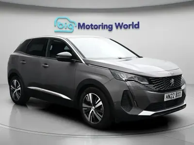 Gebraucht Peugeot 3008 Allure 130 PS (95 kW) 2022 Grau SUV