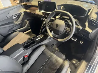 New Peugeot e-208 GT 50 kW (68 HP) 2025 Hatchback