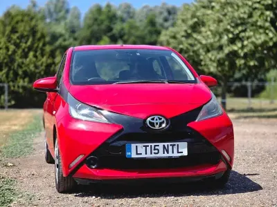 Used Toyota Aygo X-play 69 HP (50 kW) 2015 Red Hatchback