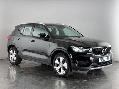Black Used 2020 Volvo XC40 Momentum SUV | £18,200 (Fair price)