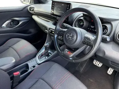 Used Toyota Yaris Hybrid Sport 113 HP (83 kW) 2023 Grey Hatchback