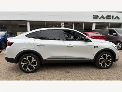 Used Renault Arkana Engineered 142 HP (104 kW) 2023 White  SUV