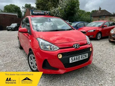 Used Hyundai i10 SE 67 HP (49 kW) 2018 Red Hatchback
