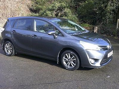 Used Toyota Verso 2014 Grey MPV