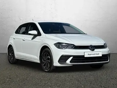 Używany VW Polo Life 95 KM (69 kW) 2023 Biały Hatchback