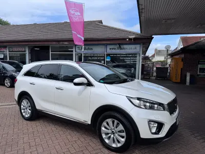 Used Kia Sorento 2016 White SUV