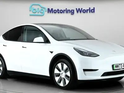 Used Tesla Model Y Standard Range 219 kW (299 HP) 2023 White SUV