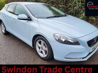 Blue Used 2013 Volvo V40 SE Hatchback | £3,950 (Good price)