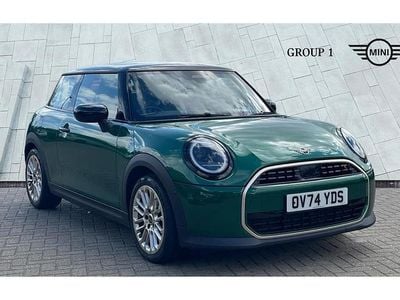 Used Mini Cooper Exclusive 204 HP (150 kW) 2024 British racing green iv Hatchback