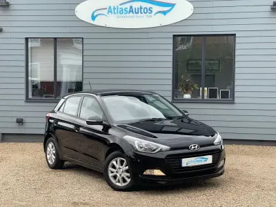 Used Hyundai i20 SE 100 HP (73 kW) 2017 Black Hatchback