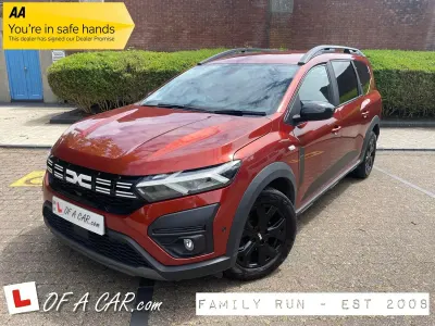 Used Dacia Jogger Extreme 110 HP (80 kW) 2023 Brown MPV