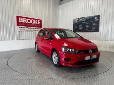 Used VW Golf Sportsvan SE 2017 Red MPV