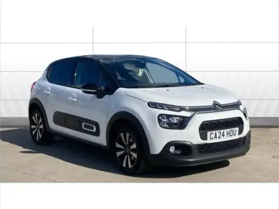 Used Citroën C3 PureTech 110 HP (80 kW) 2024 White Hatchback