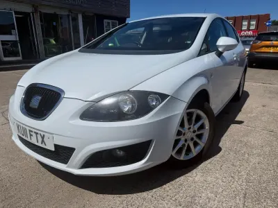 Used Seat Leon Copa 105 HP (77 kW) 2011 White Hatchback