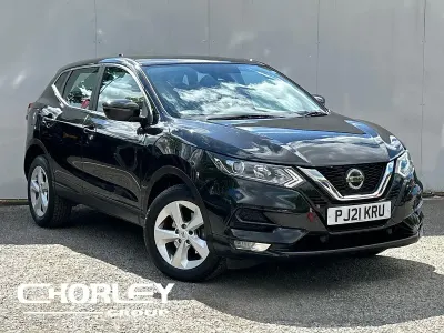 Używany Nissan Qashqai Acenta Premium 160 KM (117 kW) 2021 Czarny SUV