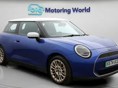 Used Mini Cooper Exclusive 160 kW (218 HP) 2024 Blue Hatchback