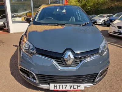 Used Renault Captur Signature 110 HP (80 kW) 2017 Blue/black SUV