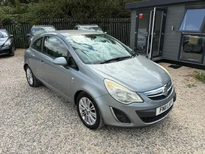 Used Vauxhall Corsa 100 HP (73 kW) 2011 Silver Hatchback