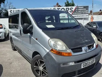 Used Renault Trafic 2003 Silver MPV