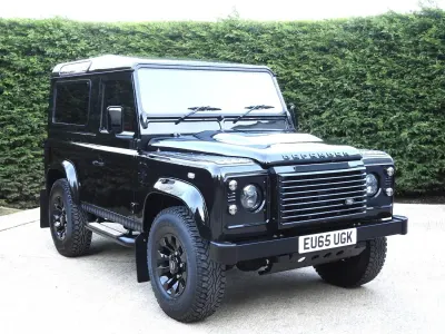 Usado Land Rover Defender 2016 Preto Carrinha