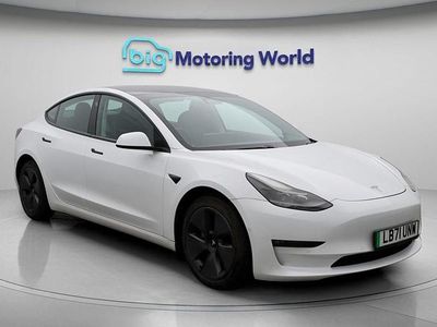 White Used 2021 Tesla Model 3 Long Range AWD Sedan | £20,000 (Fair price)