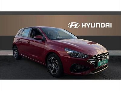 Used Hyundai i30 SE 117 HP (86 kW) 2023 Red Hatchback
