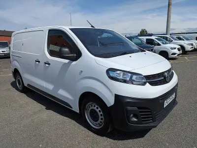 Used Vauxhall Vivaro 100 HP (73 kW) 2021 White MPV