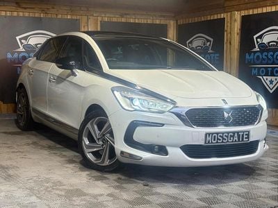 Used DS Automobiles DS5 Prestige 180 HP (132 kW) 2016 White Hatchback