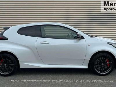 Used Toyota Yaris 257 HP (189 kW) 2022 White Hatchback