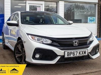 Used Honda Civic EX 129 HP (94 kW) 2017 White Hatchback